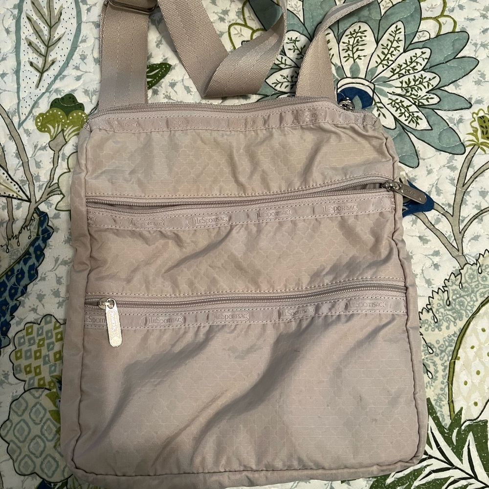 Lesportsac Light beige Crossbody Bag